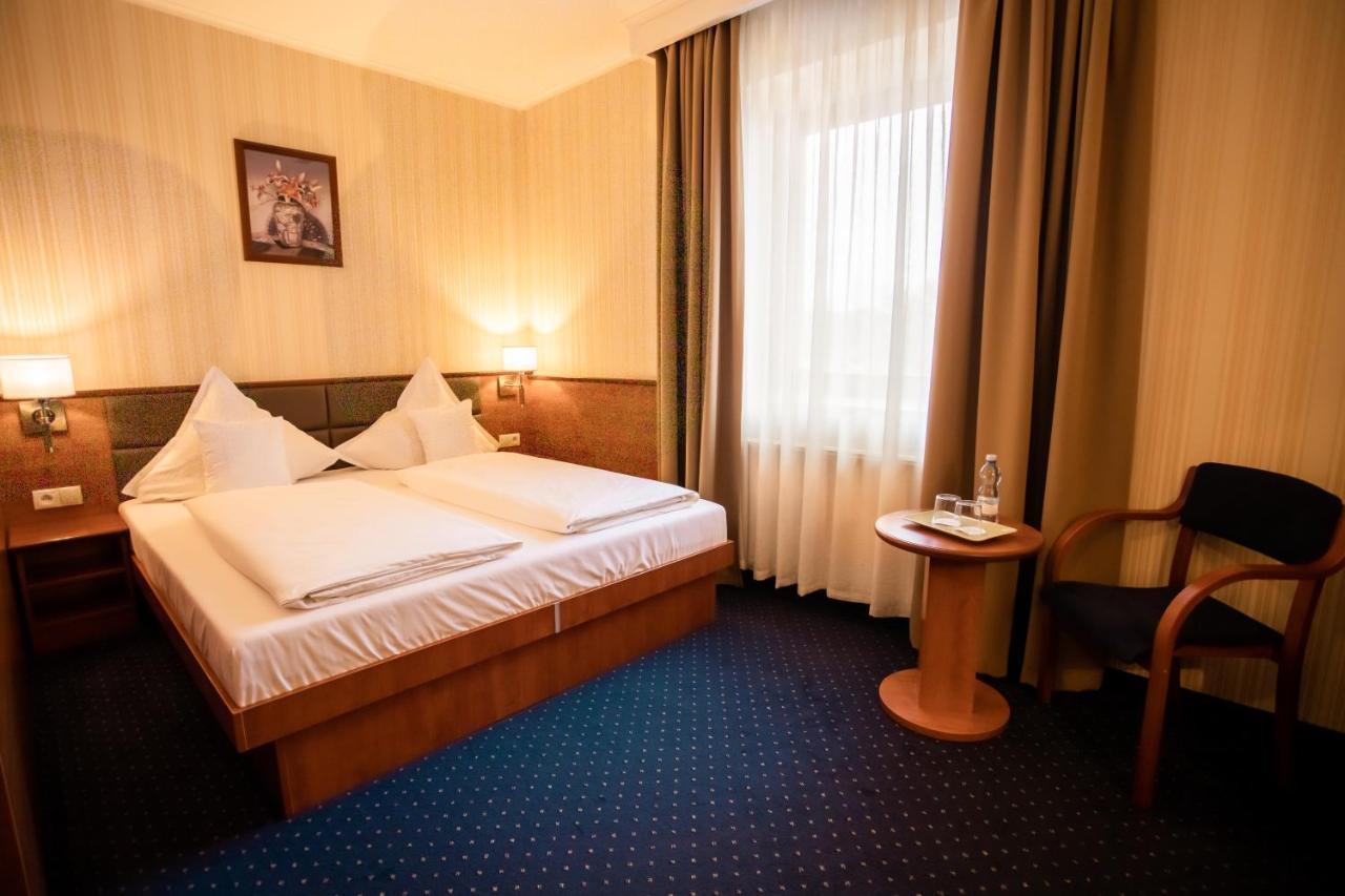 Business Hotel Vega วรอตซวาฟ ภายนอก รูปภาพ