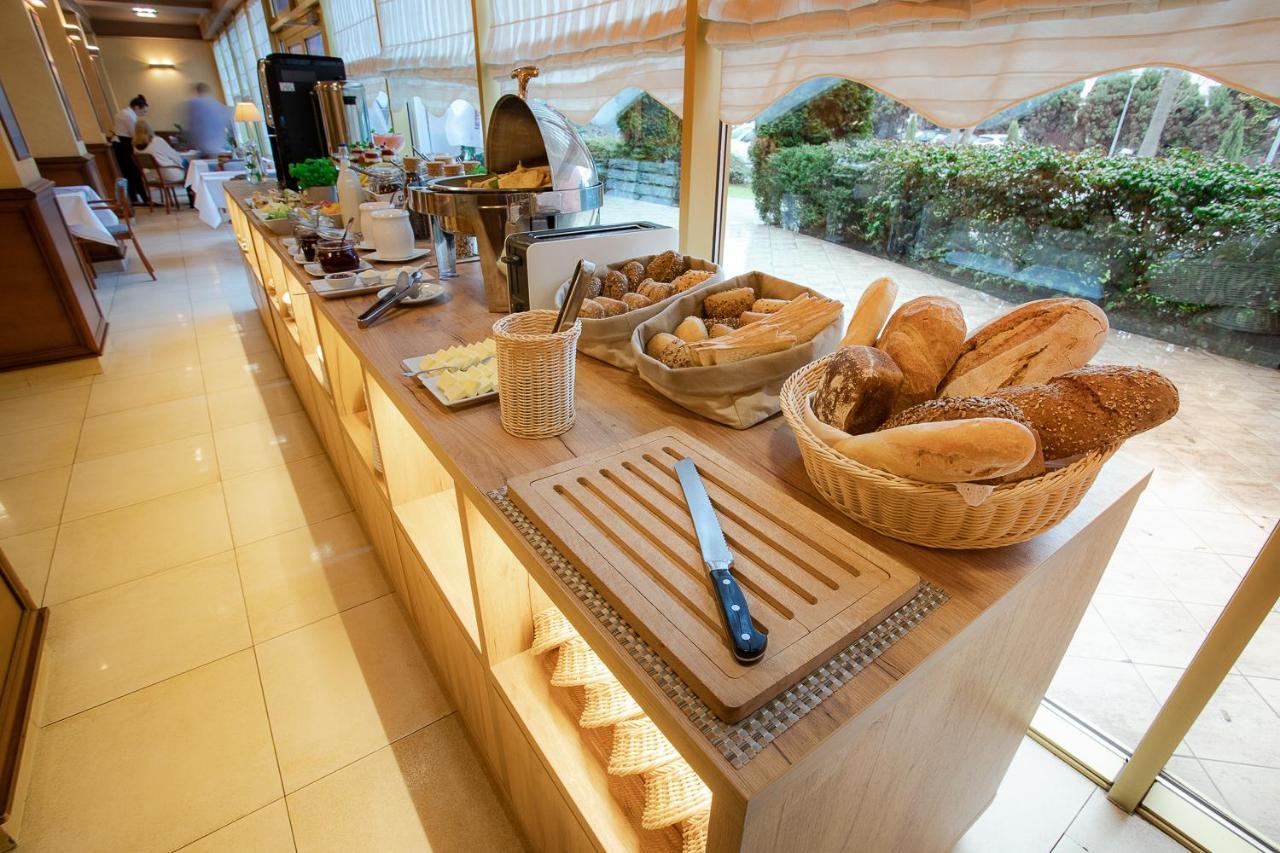 Business Hotel Vega วรอตซวาฟ ภายนอก รูปภาพ