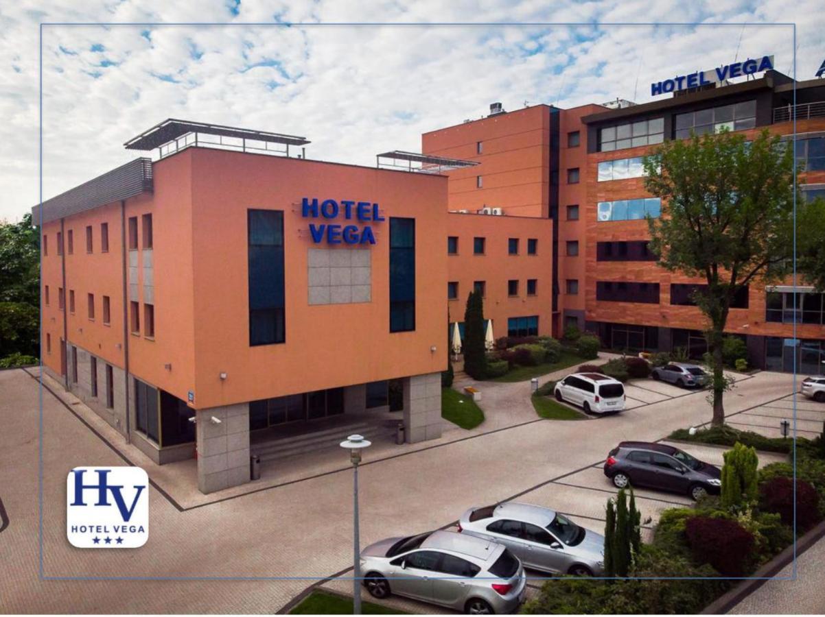 Business Hotel Vega วรอตซวาฟ ภายนอก รูปภาพ